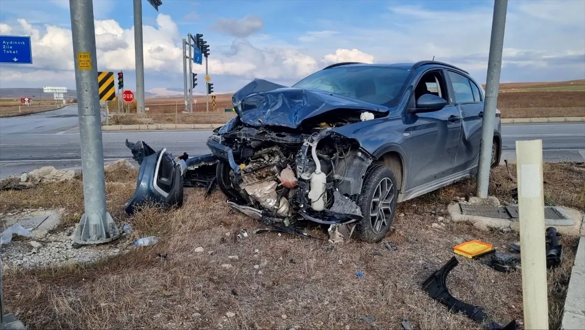 Çorum’da Trafik Kazası: 4 Yaralı